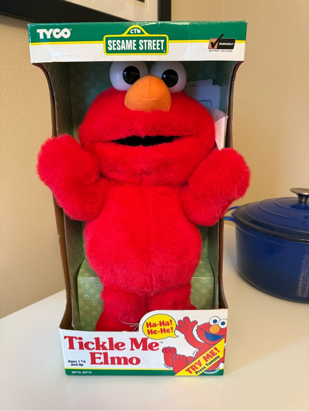 Sesame Street Tickle Me Elmo - Red Plush